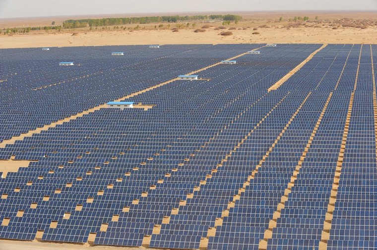 1mw光伏電站一年能發多少度電,1mw光伏一年發電量實測